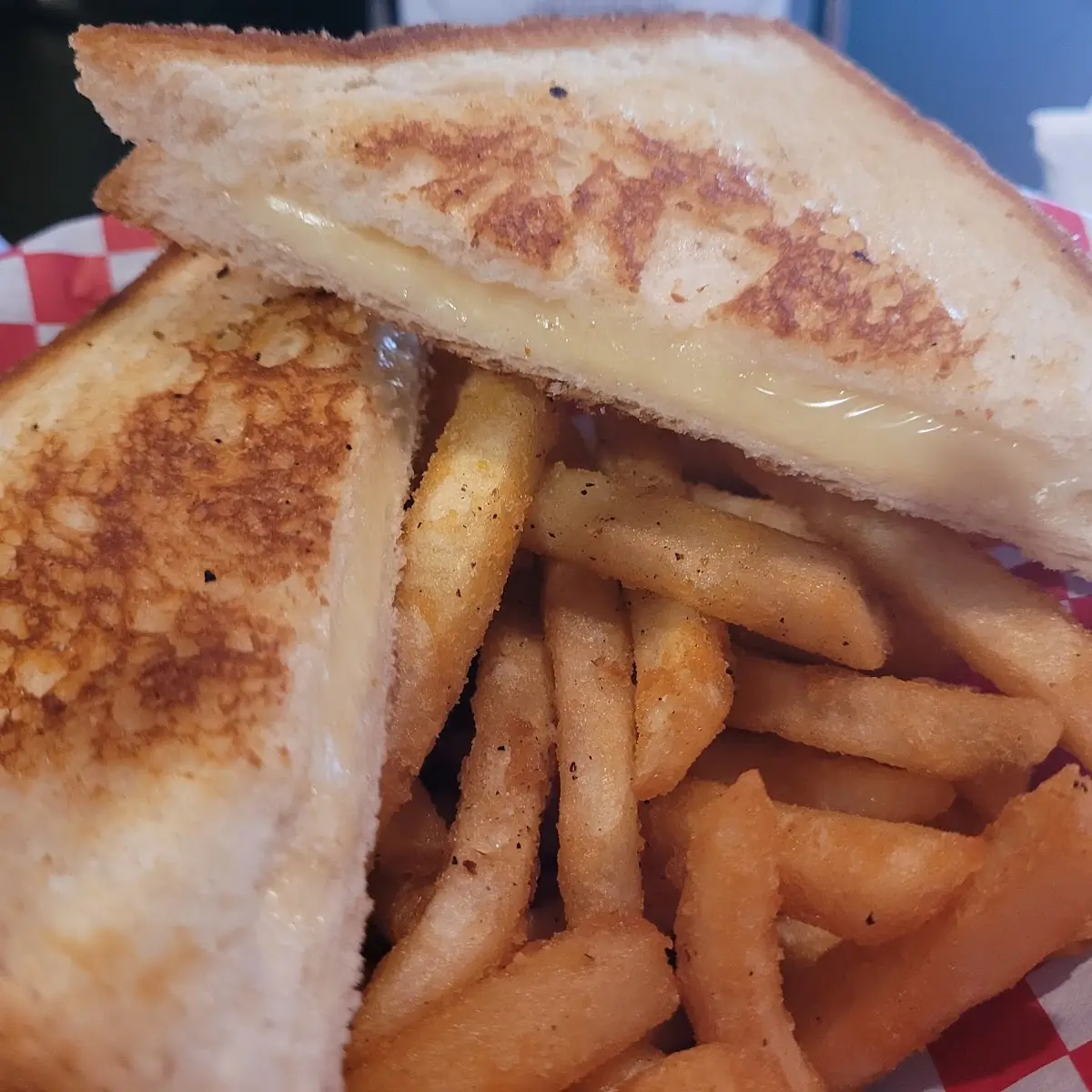 Deluxe Grilled Cheese