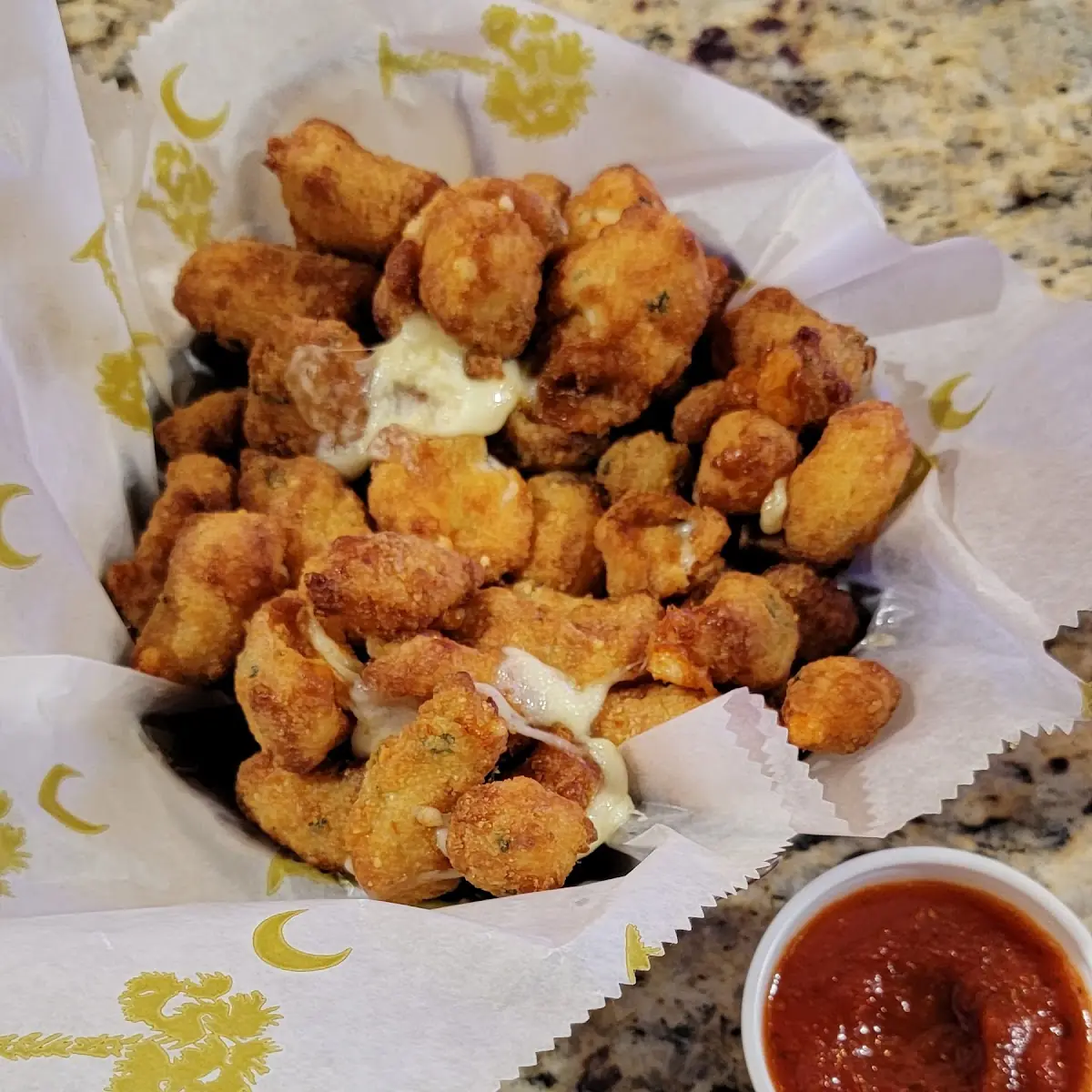 Garlic Parmesan Cheese Curds