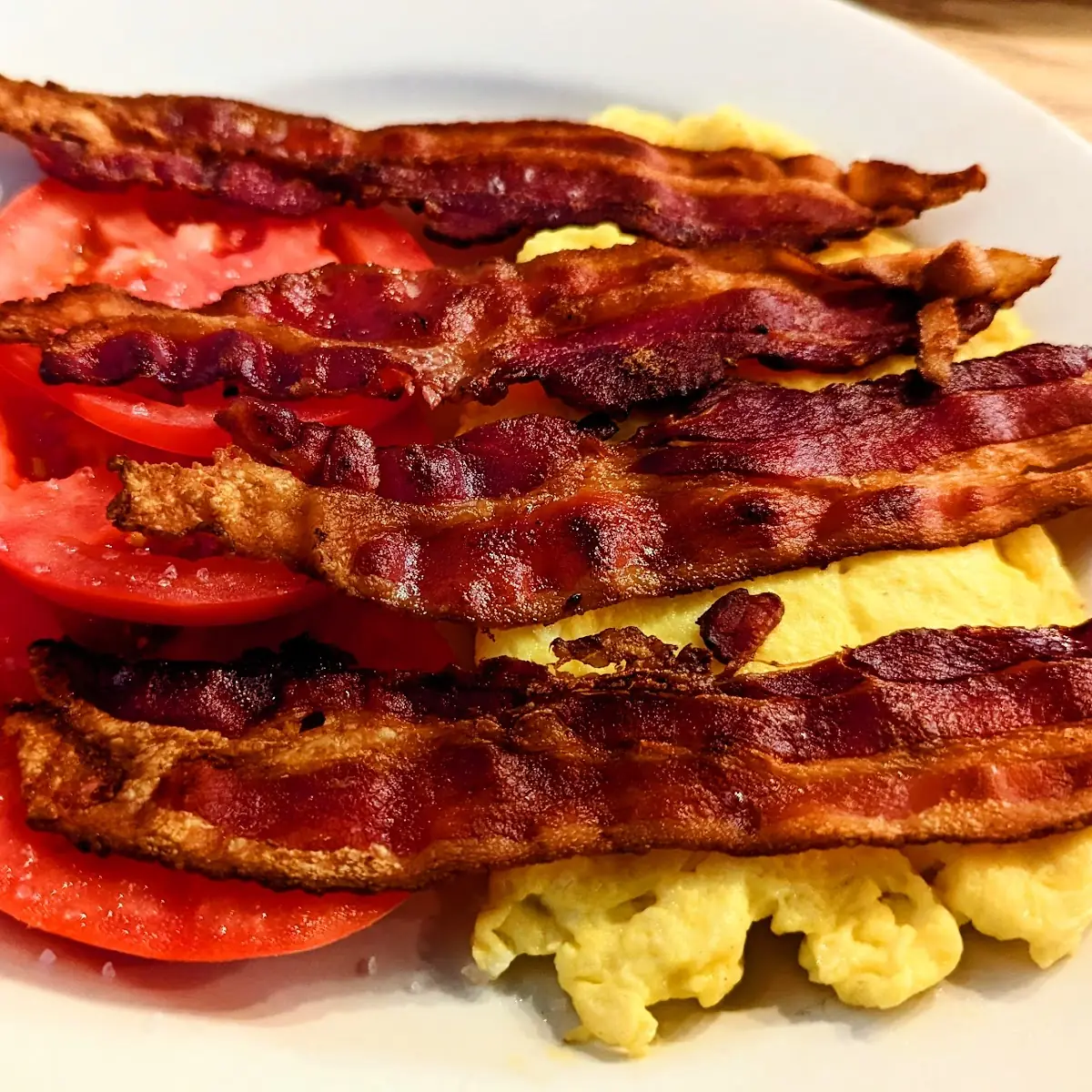 Scrambled Eggs with Bacon and Tomatoes
