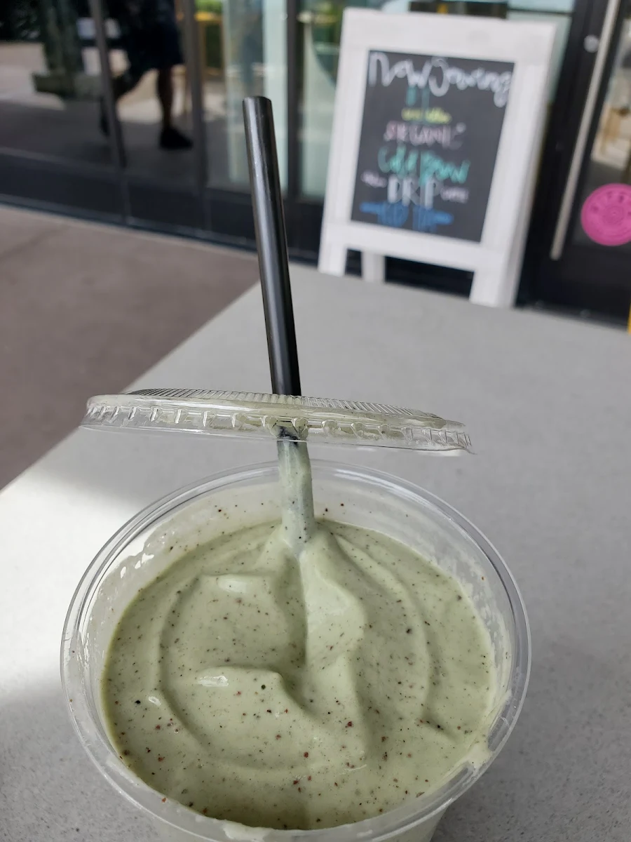 Mint Chocolate Chip Smoothie