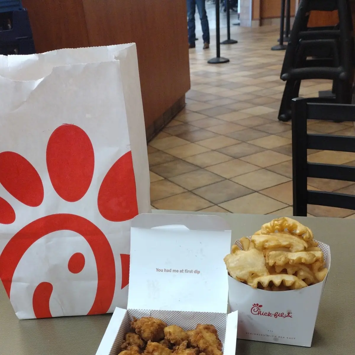 12 Chicken Nuggets Meal