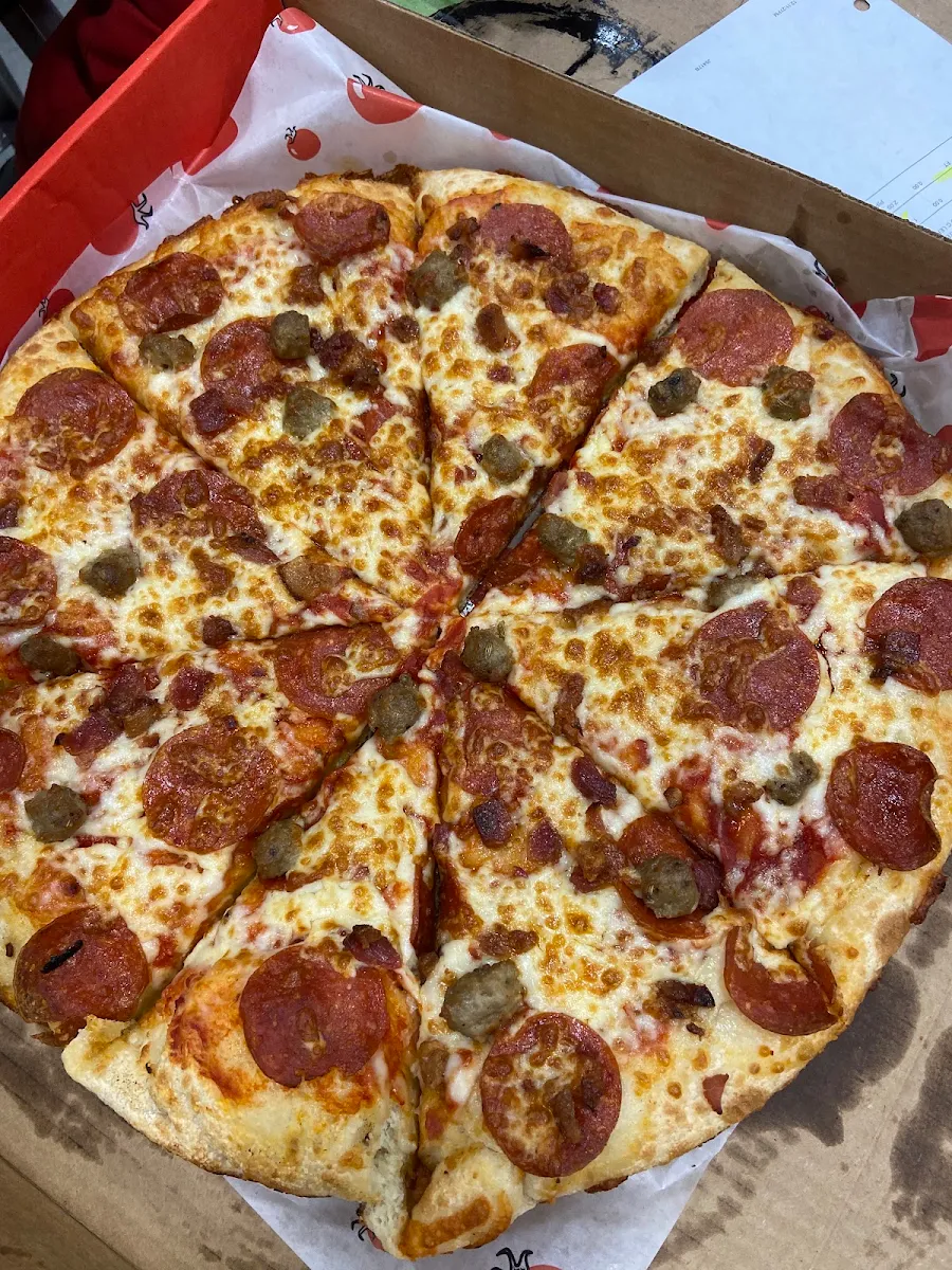 Highlights, Pizza Hotline