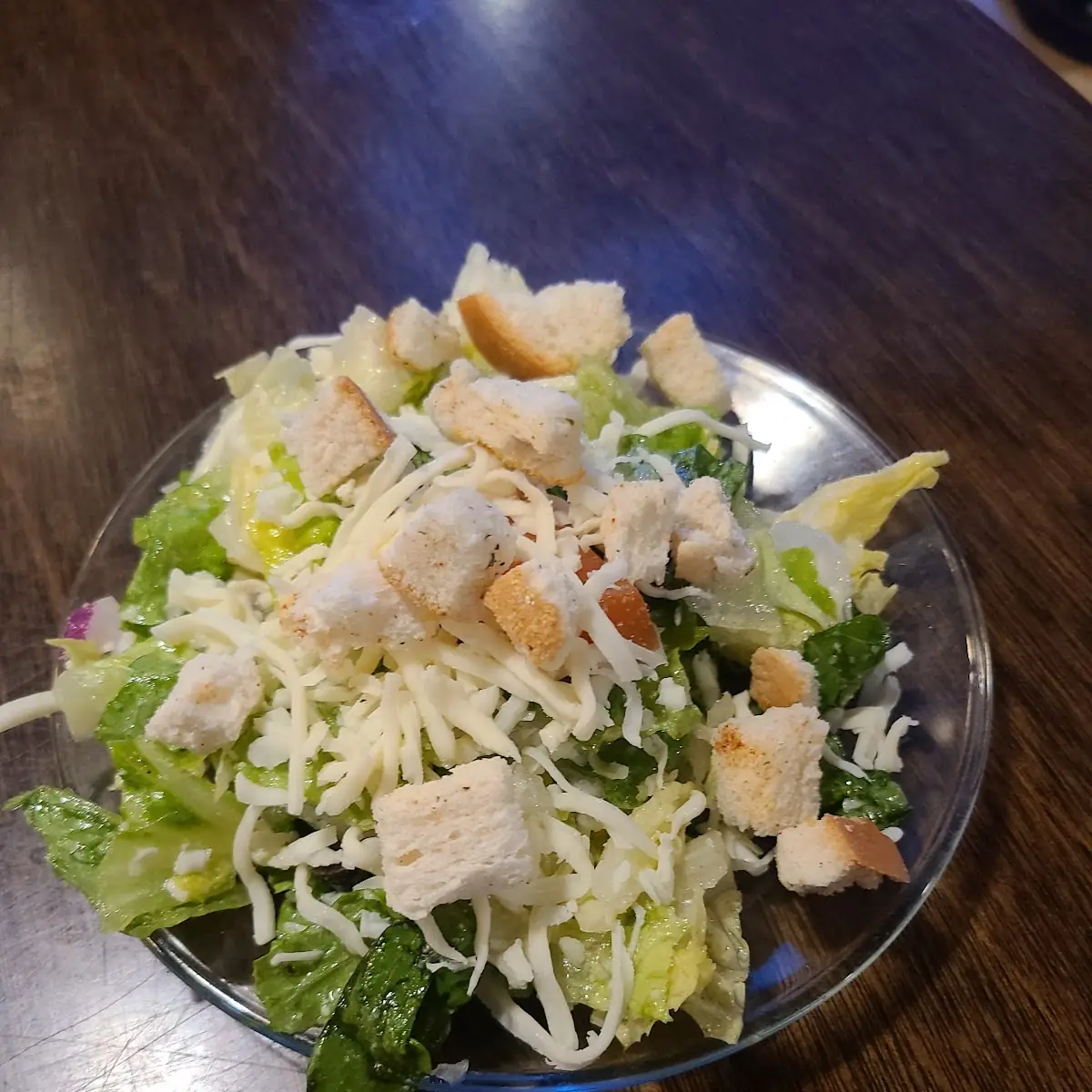 Mixed Green Salad with Croutons