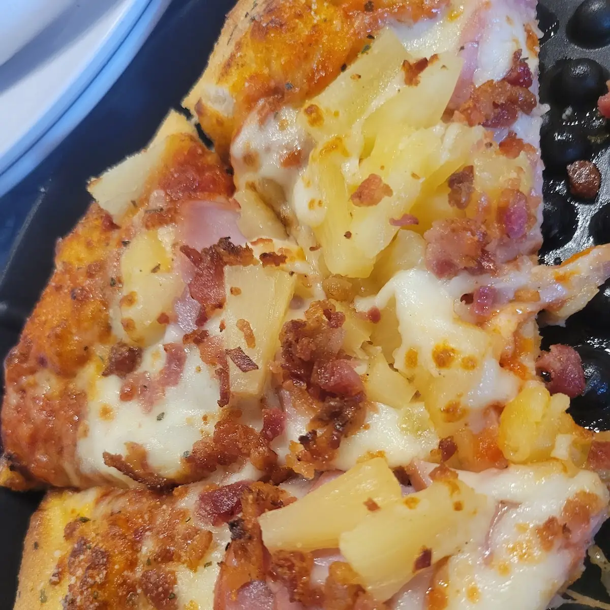 Hawaiian Pizza