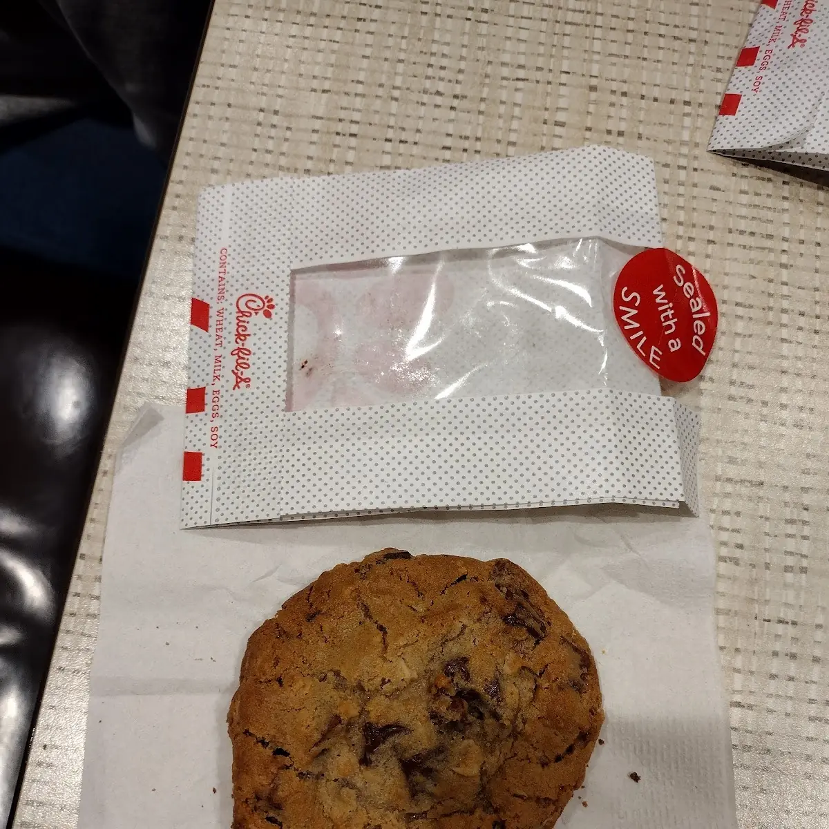 Chocolate Chip Cookie