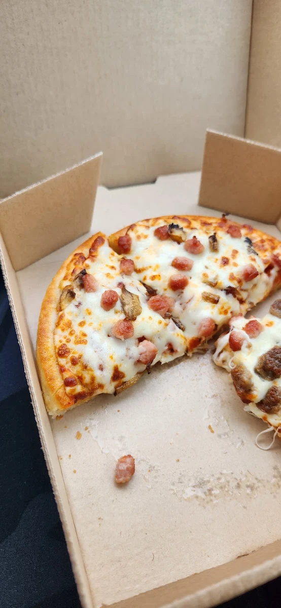 Highlights, Pizza Hut