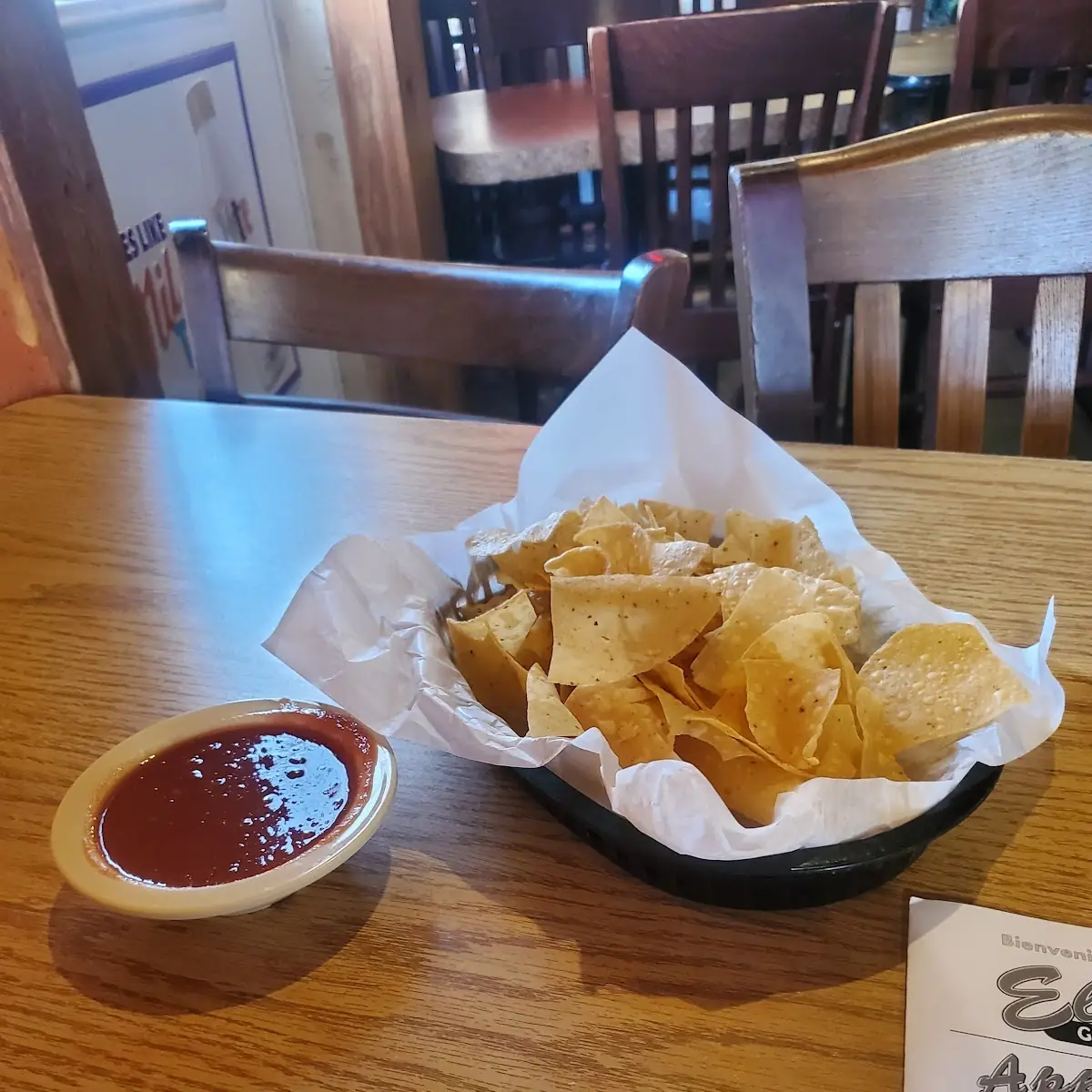 Chips & Hot Sauce