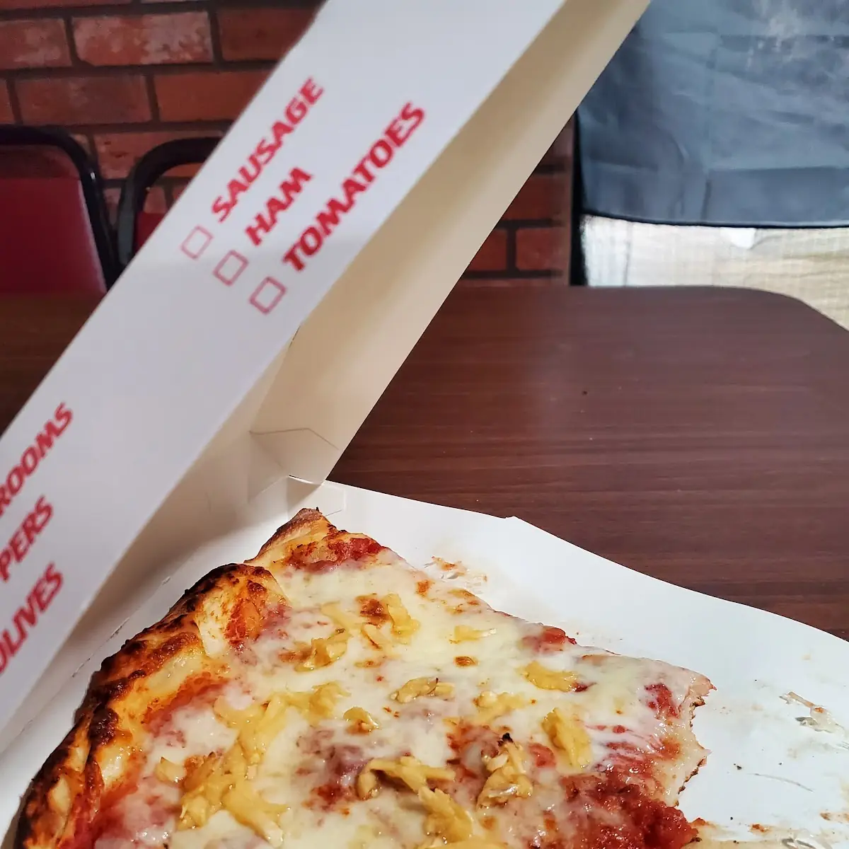 Cheese Pizza with Added Garlic