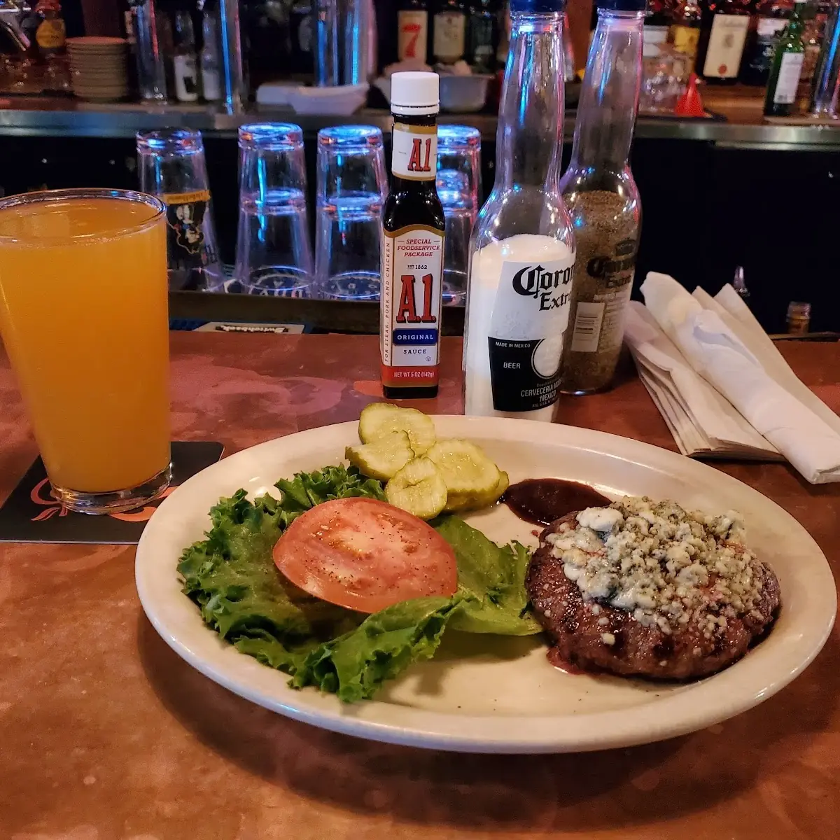 Bunless Burger w Blue Cheese Burger