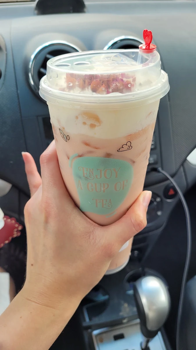 Rose Milk Tea with Cheese Foam