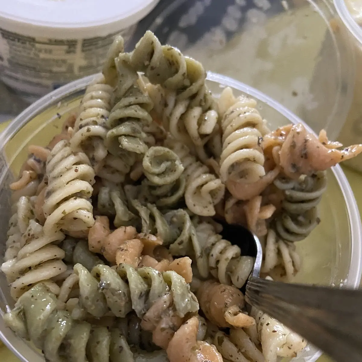 Pesto Pasta Salad V