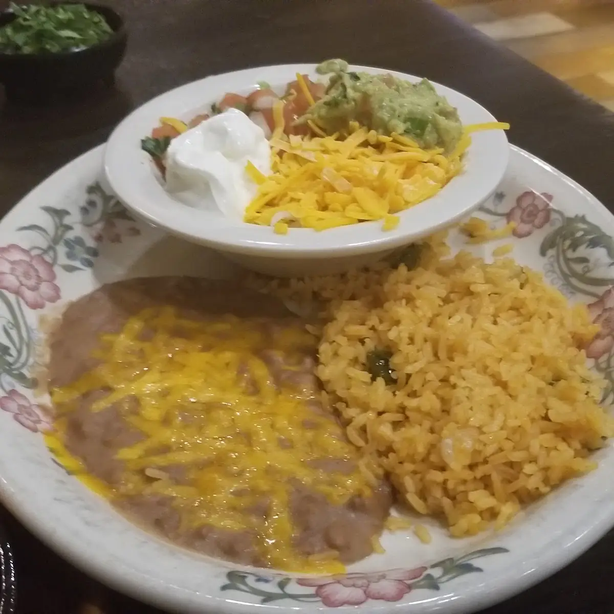Fresh Guacamole with Chips & Salsa
