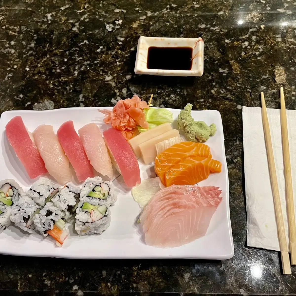Sushi & Sashimi Combo 2