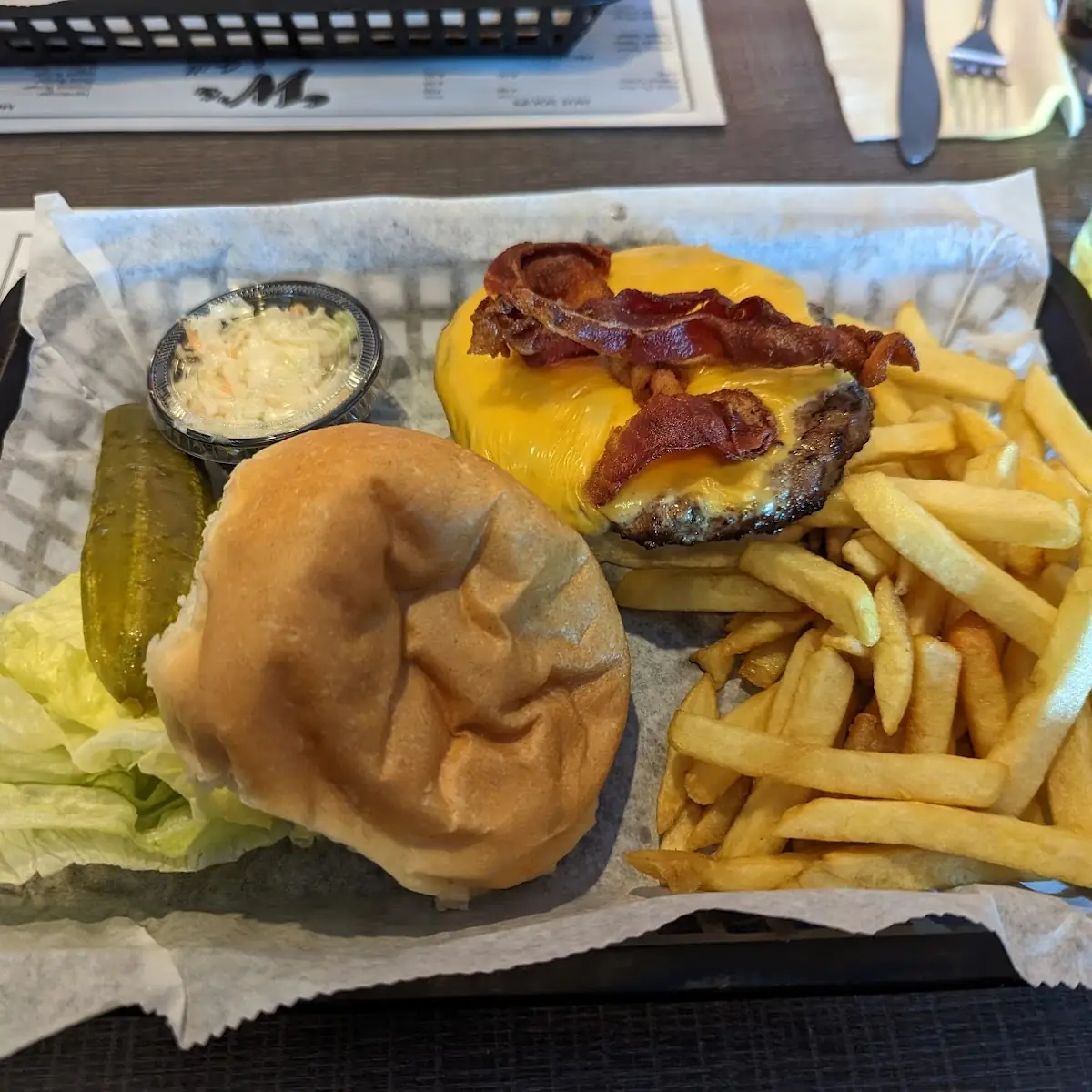 Cheeseburger Deluxe