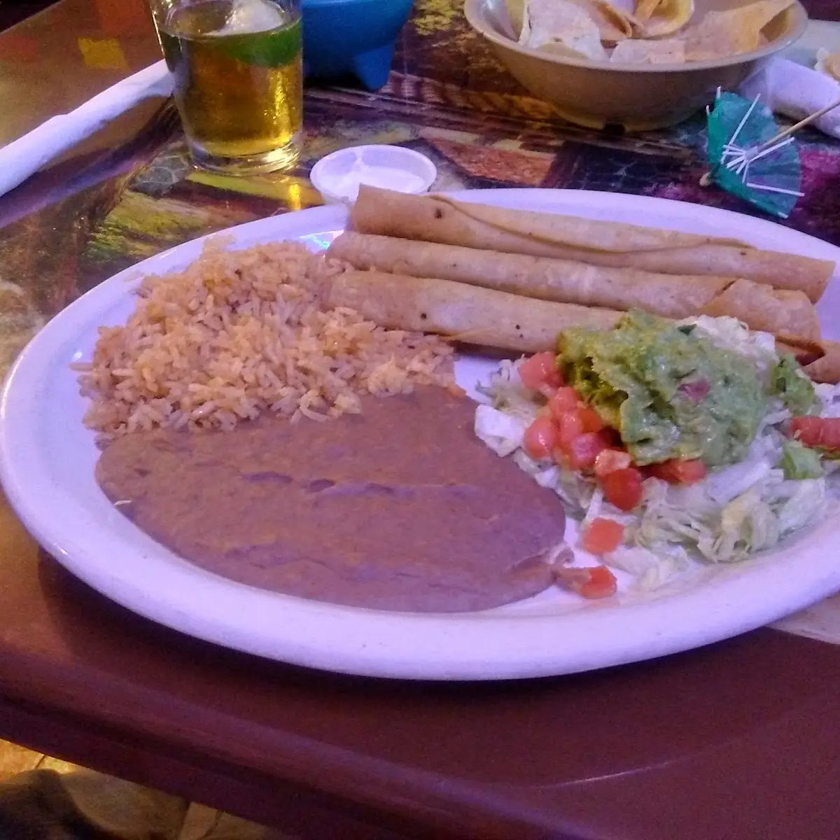 Flautas De Pollo Chicken Plate