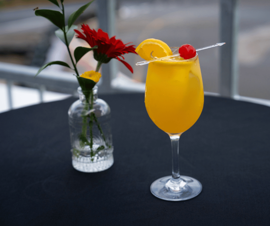 Highlights, Le Paddock, Bistro Bar KCR