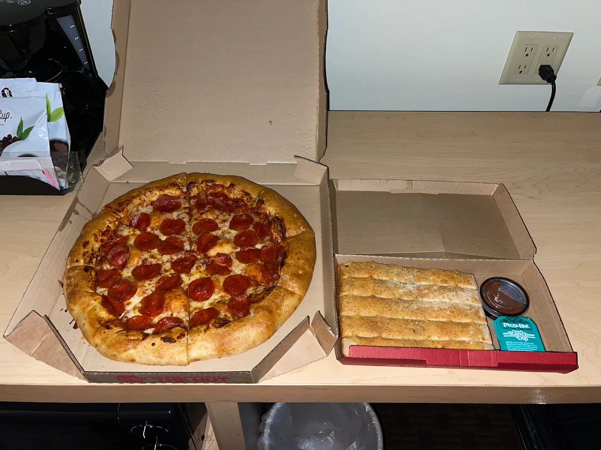 Cheese Stuffed Crust Pepperoni Pizza