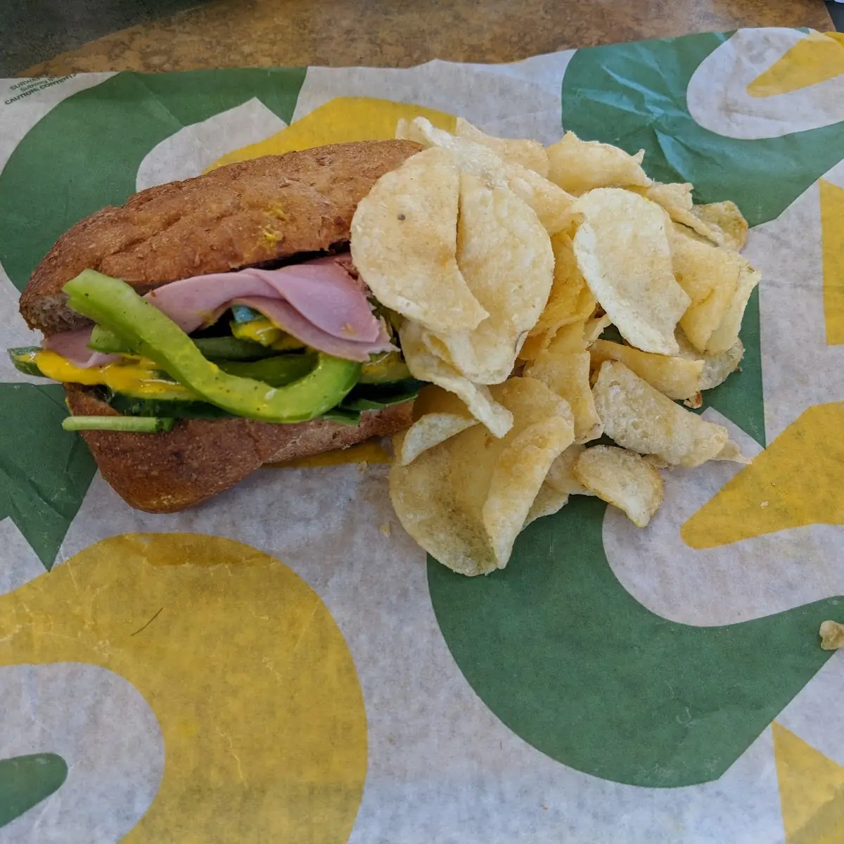 Cold Cut Combo & Sea Salt & Vinegar Chips