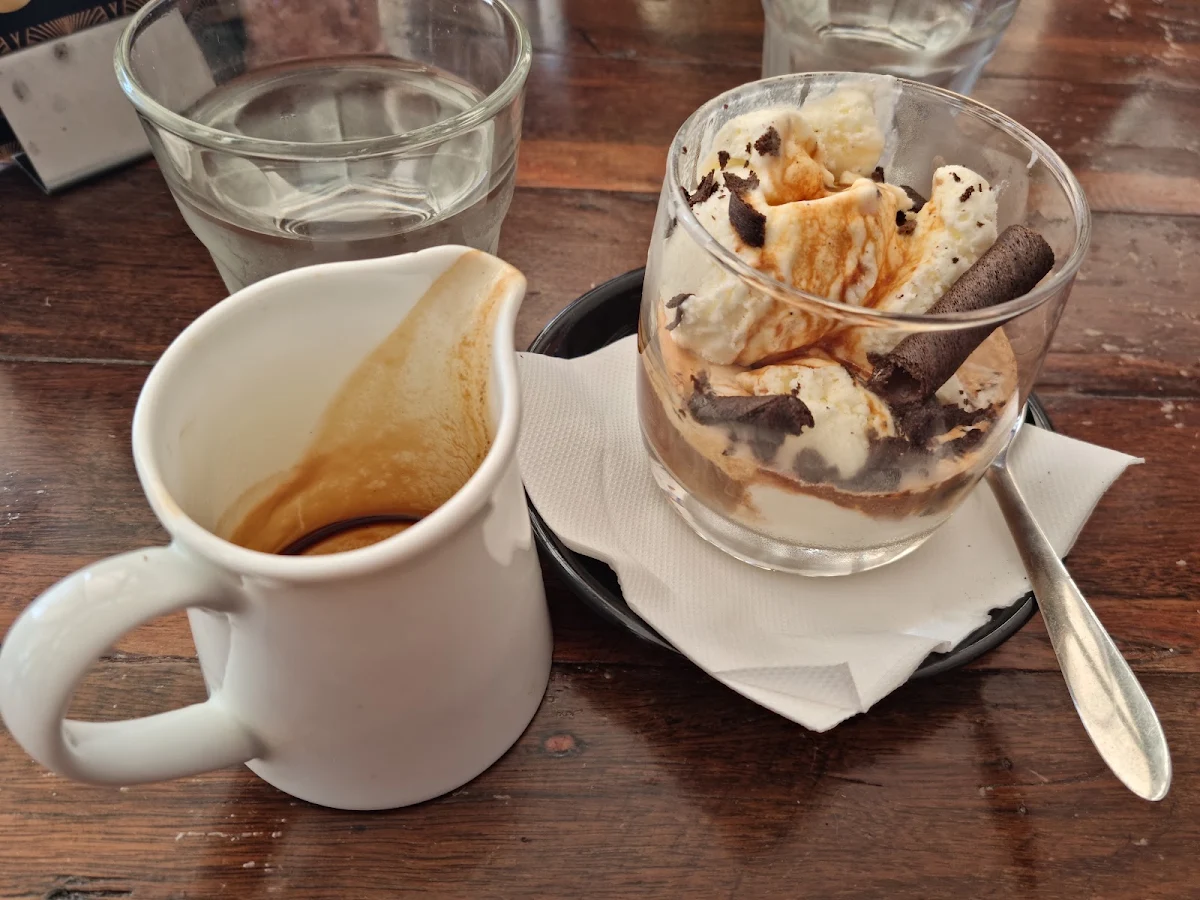 Affrogatto, Salt Cafe Urangan