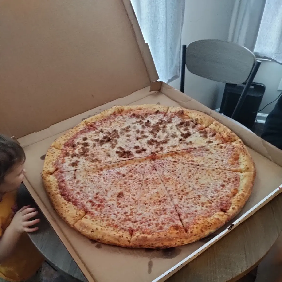 Giant Pizza