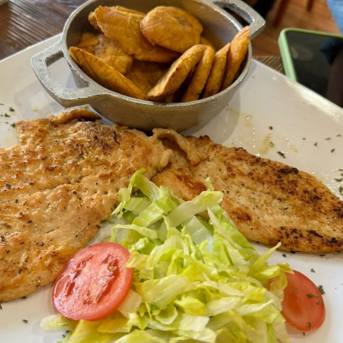 Grilled Chicken Breast Salad