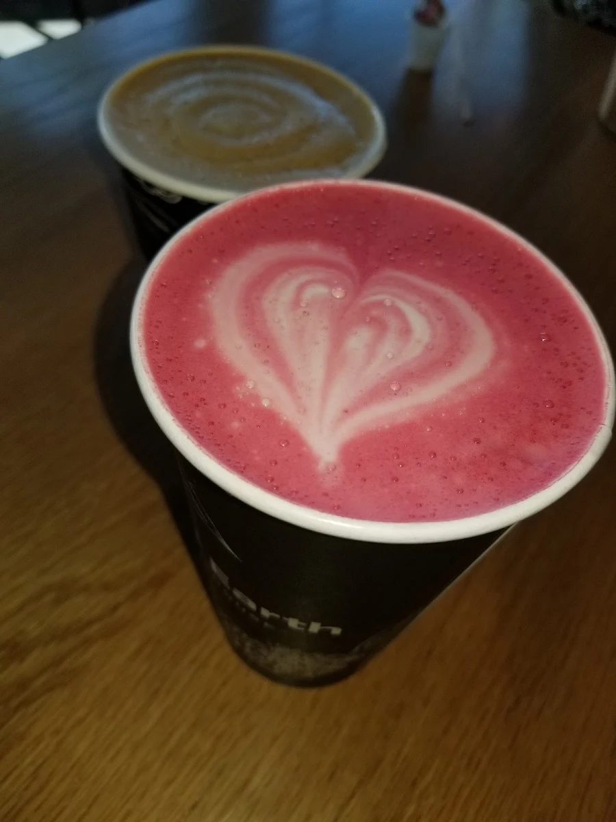 Beetroot Latte, Good Earth Coffeehouse - Verve, East Village