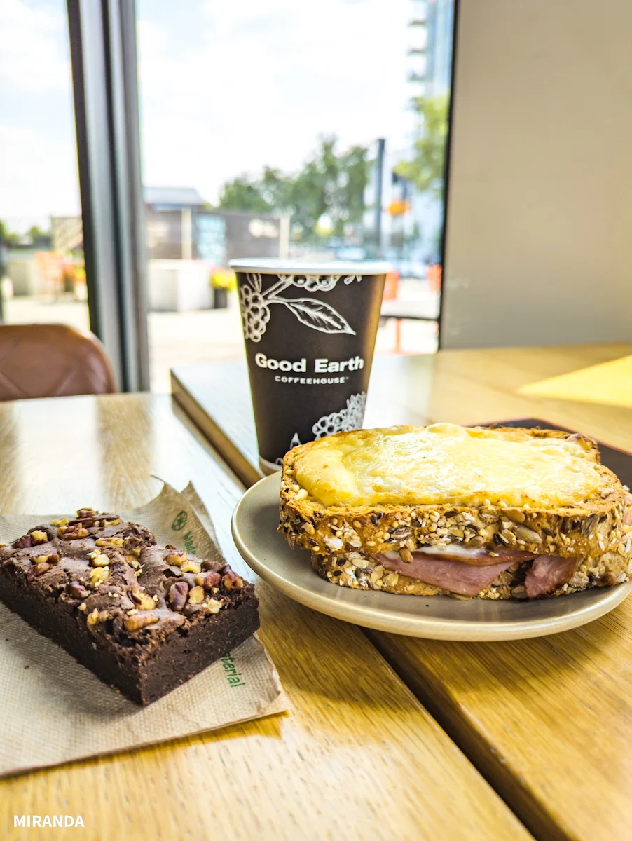 Praline Brownie, Good Earth Coffeehouse - Verve, East Village