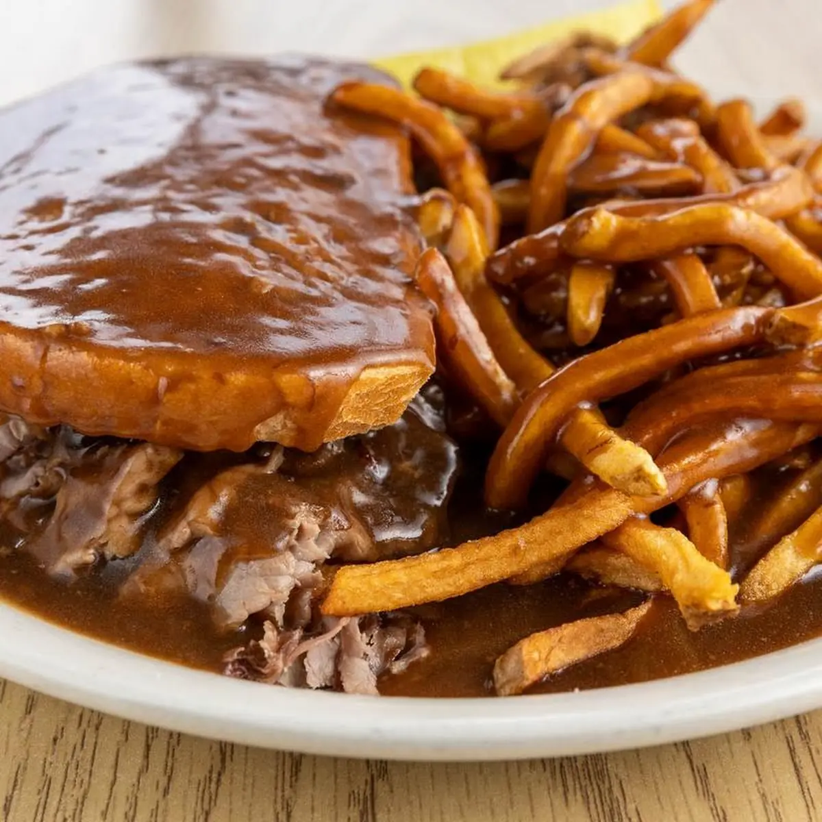 Hot Roast Beef with Gravy
