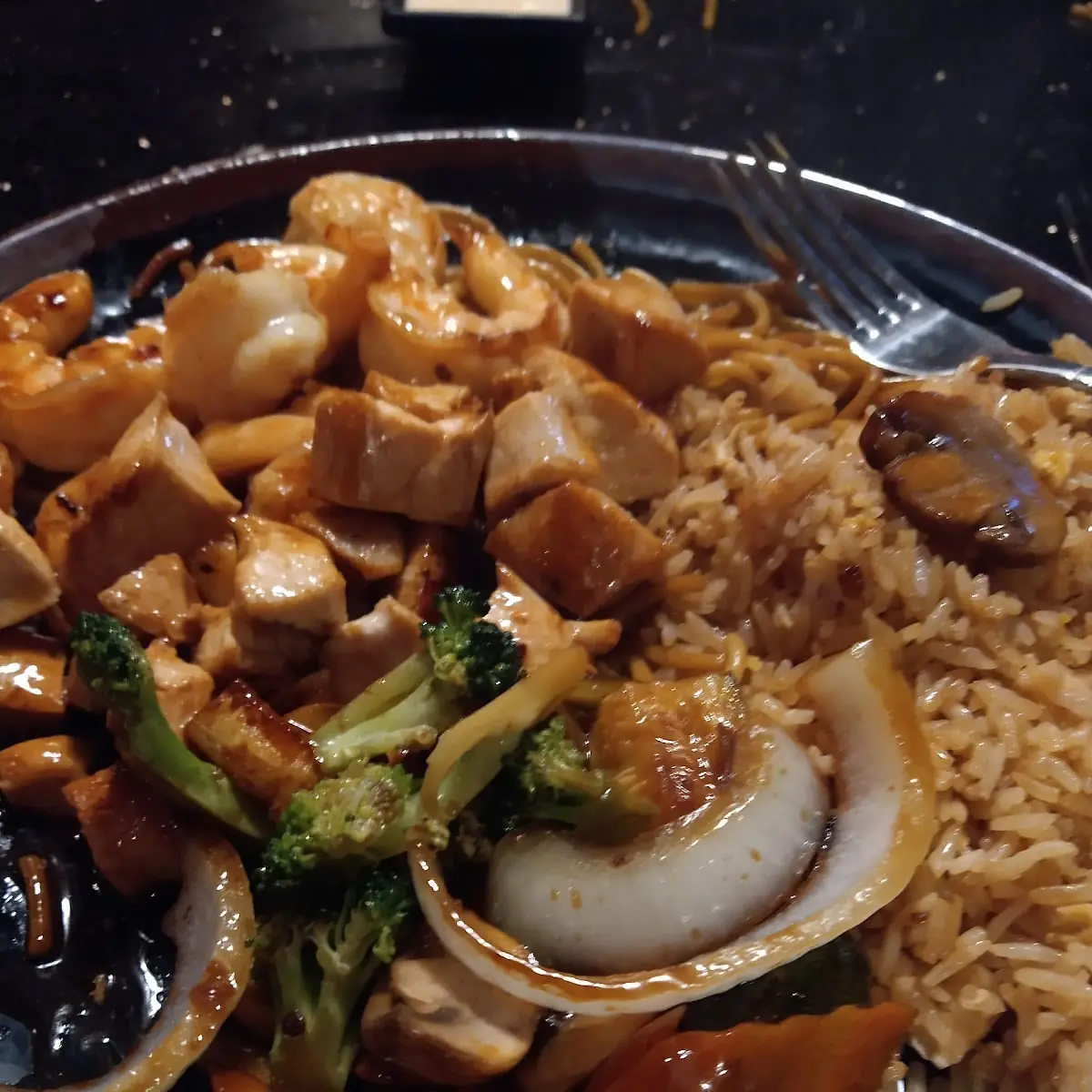 Vegetable Fried Rice with Shrimp and Chicken