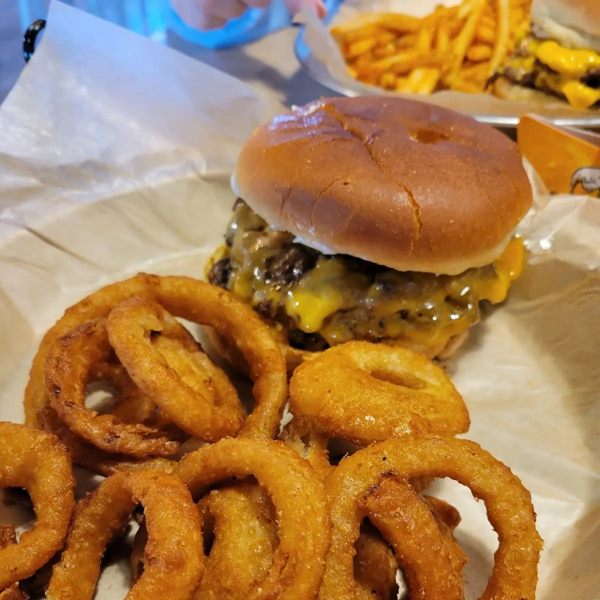KC Burger & Onion Rings