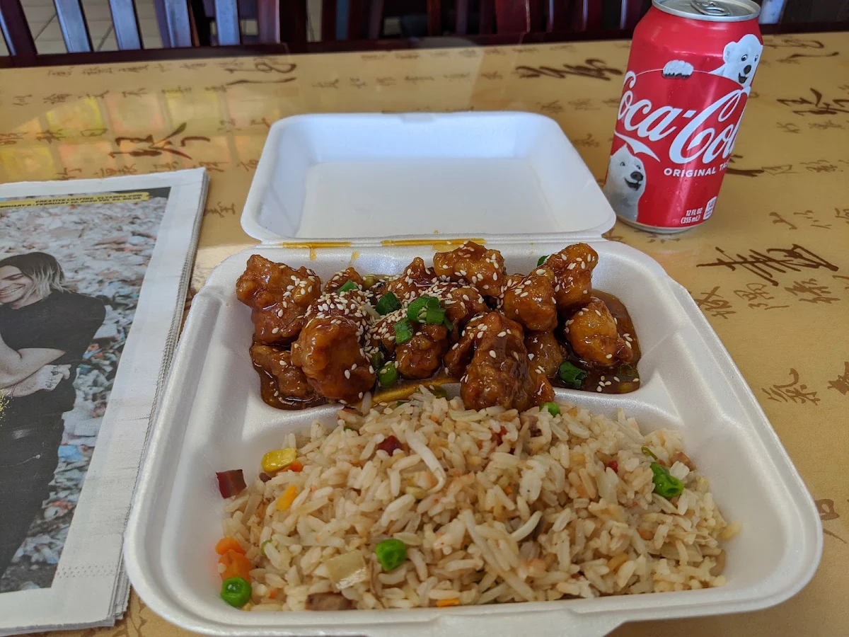 Sesame Chicken Lunch Size