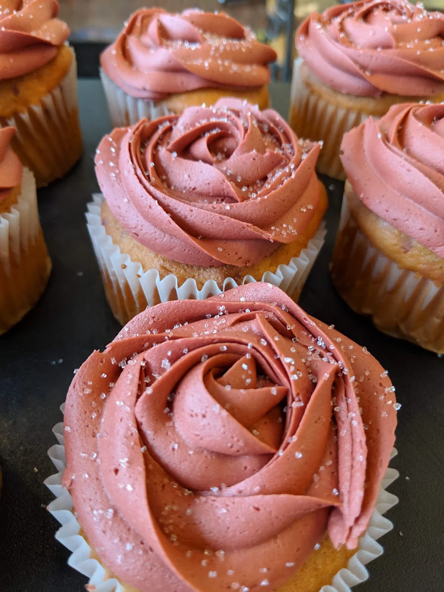 Chocolate Covered Strawberry Cupcake