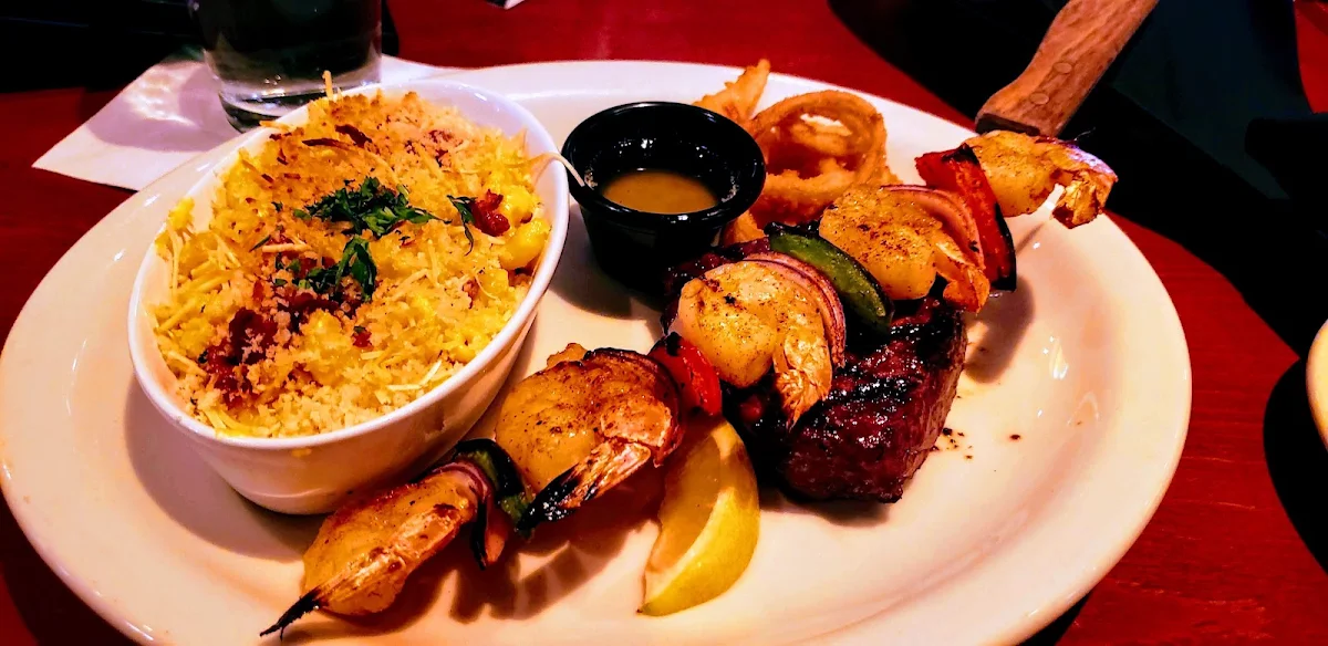 Sirloin Steak and Shrimp with Mac N Cheese