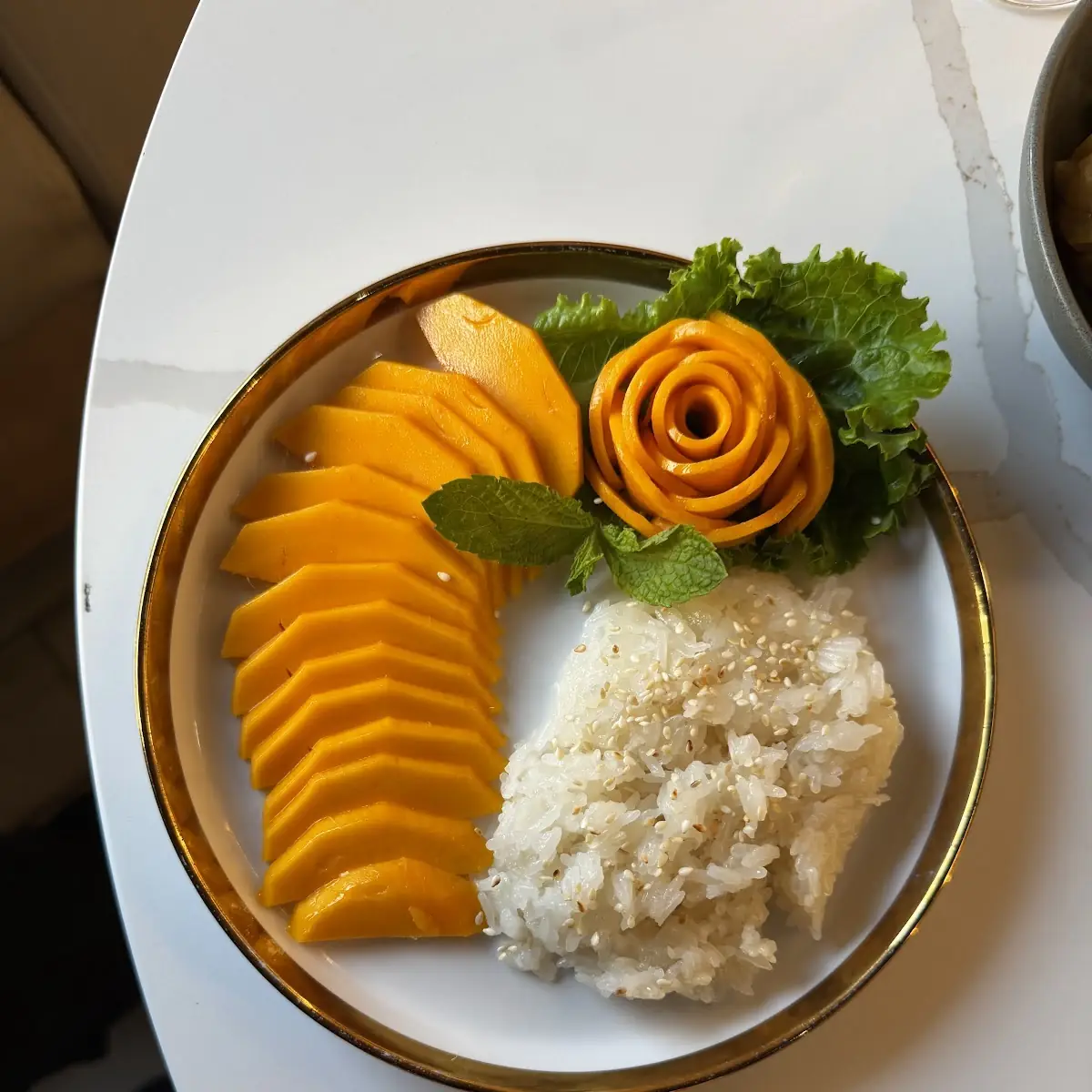 Mango & Sweet Sticky Rice
