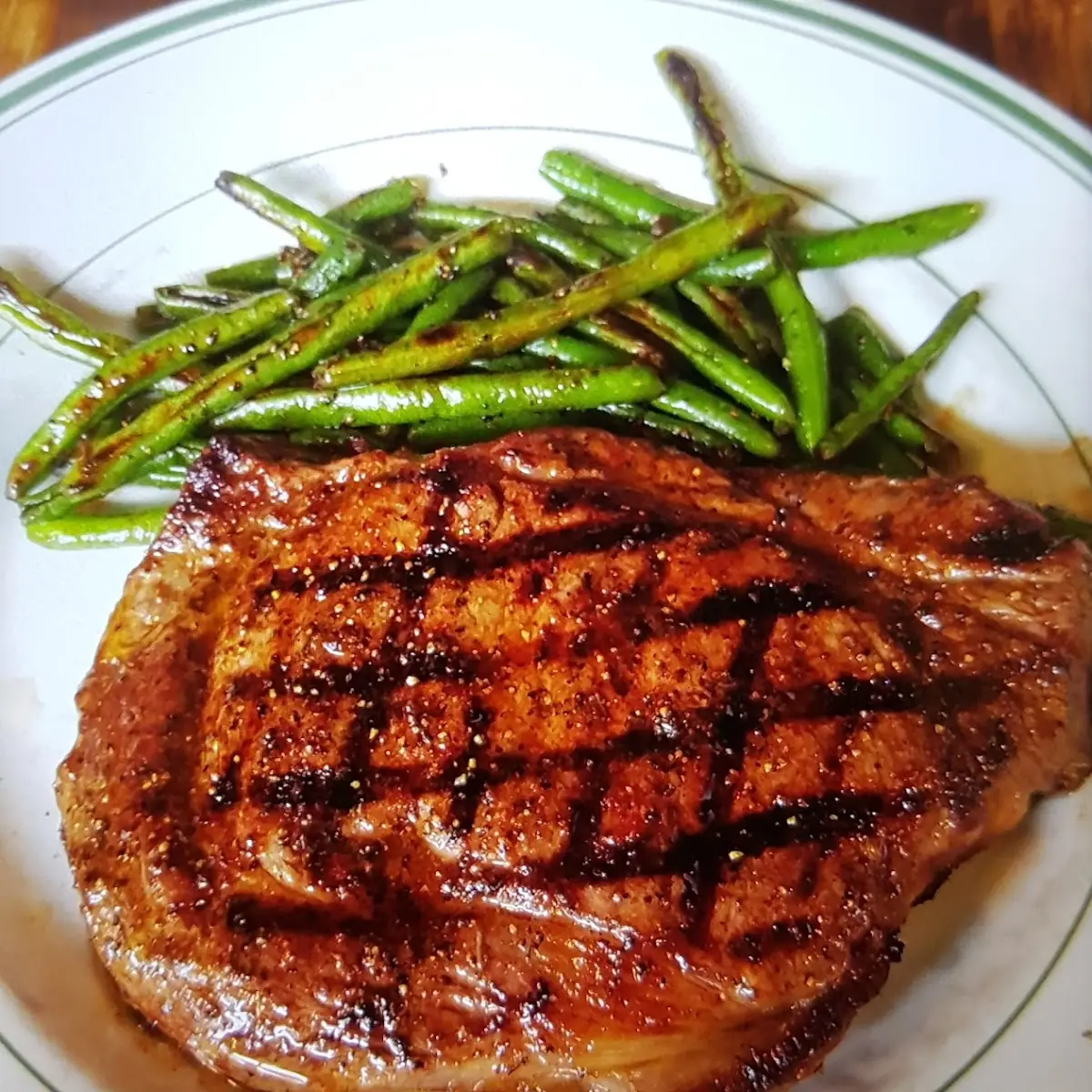 Ribeye Steak with Green Beans