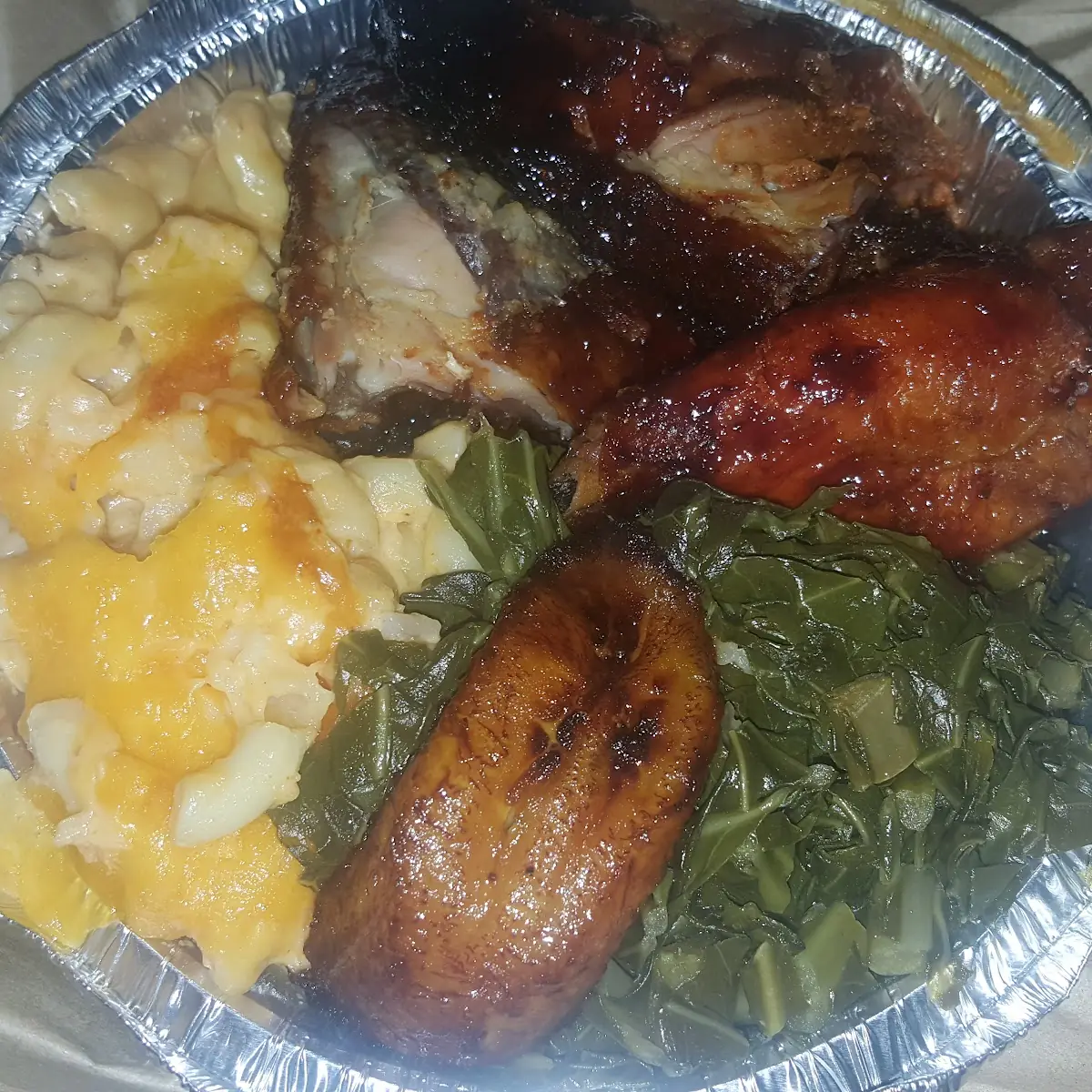 BBQ Chicken with Macaroni and Collard Green