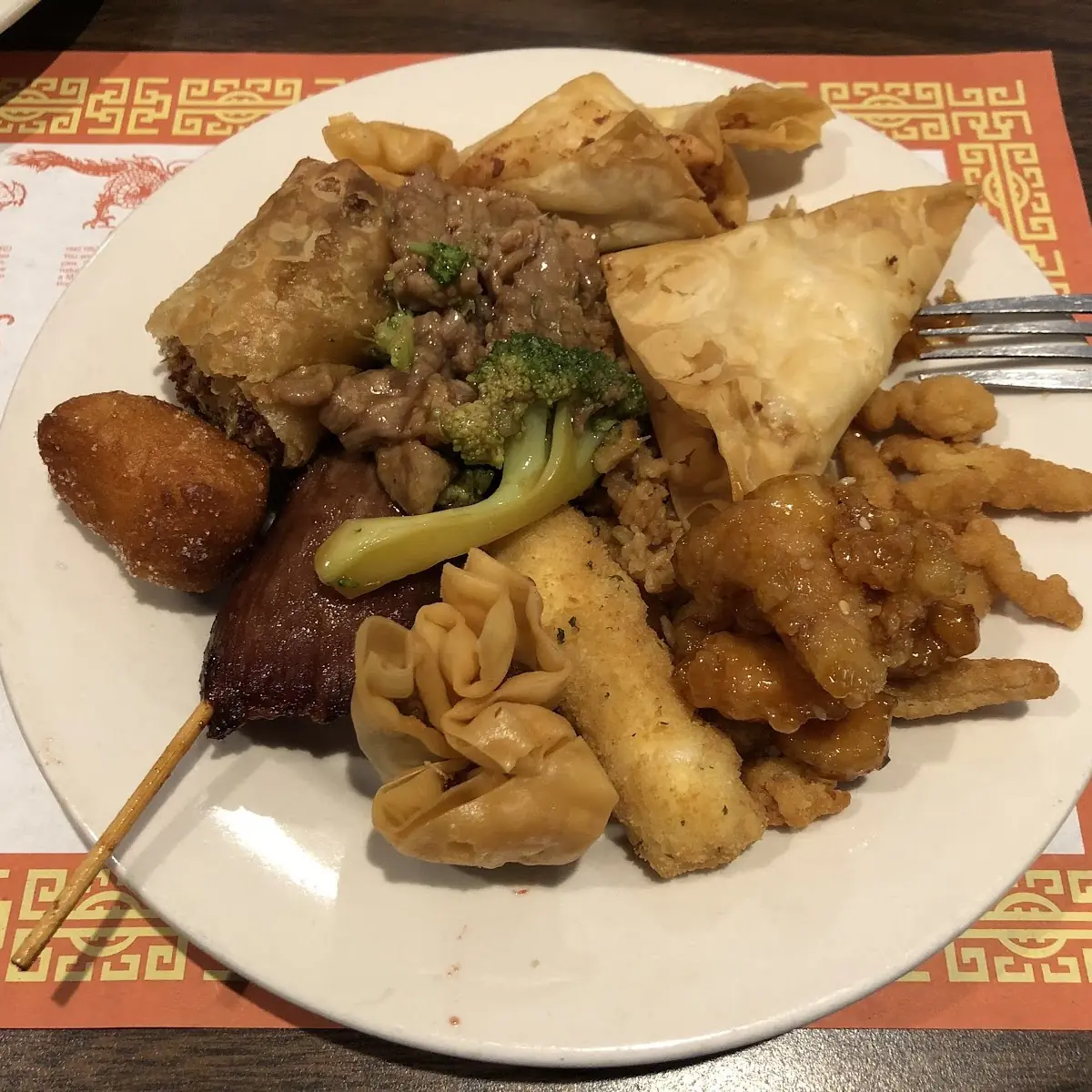 Beef Lo Mein Crab Meat Rangoon