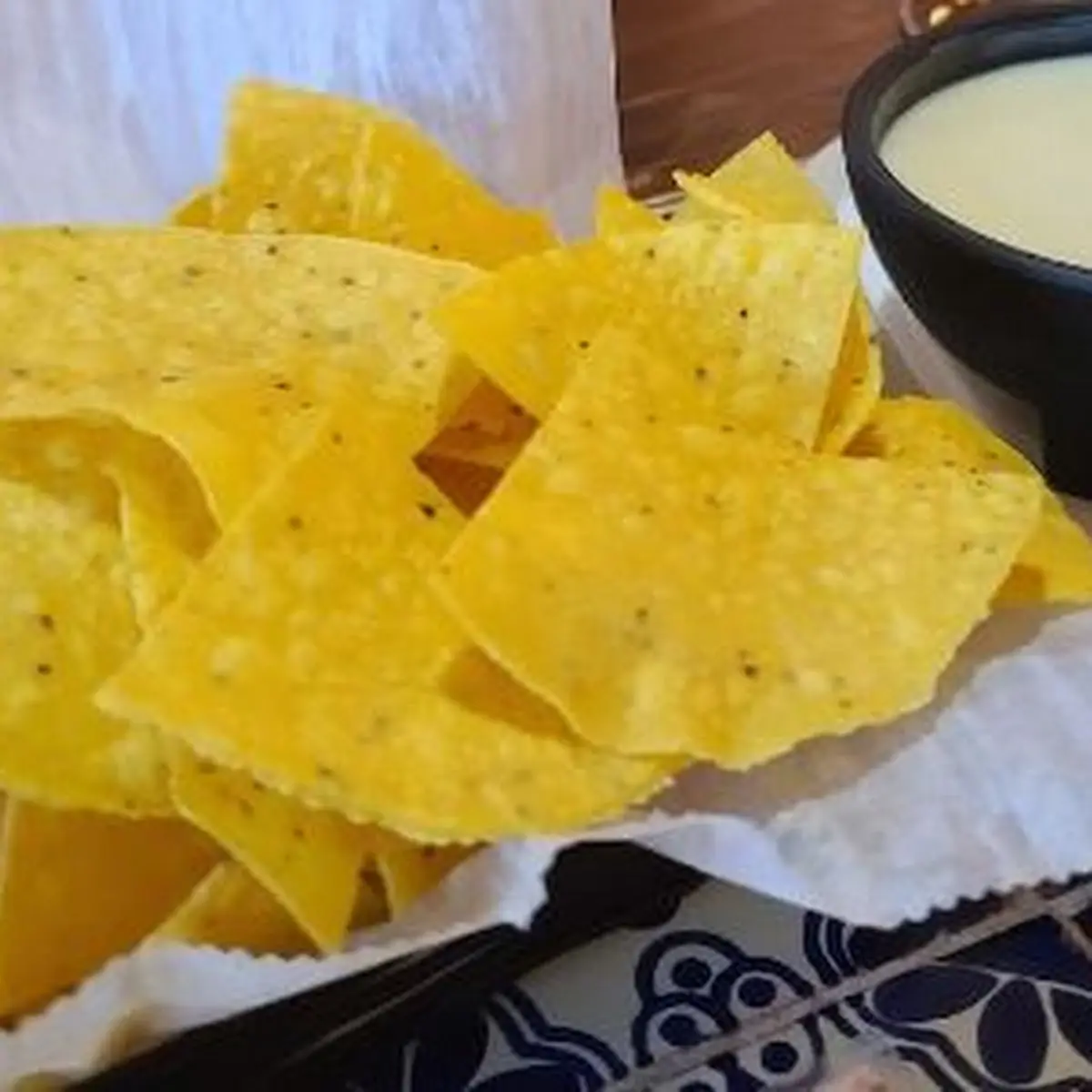 Chips & Queso