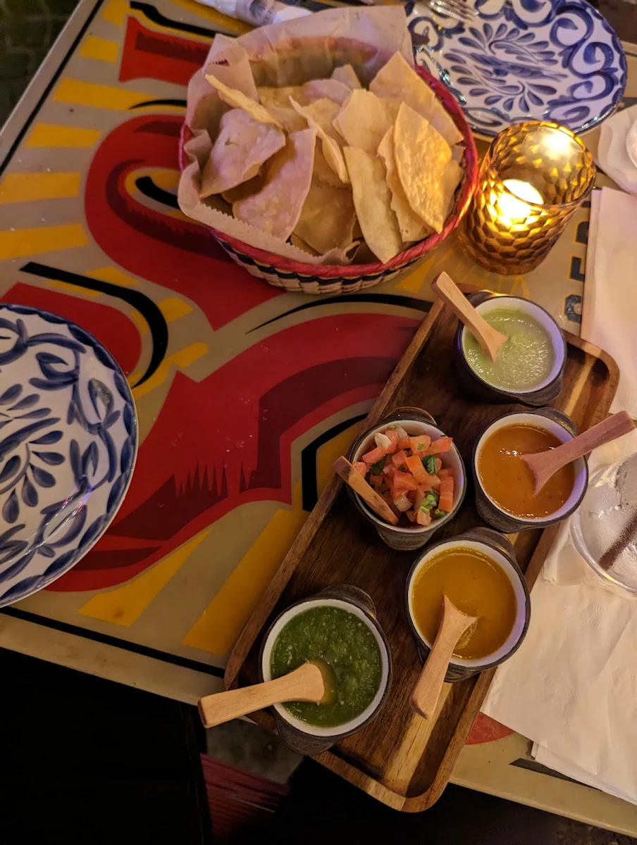 Tortilla Chips & Guacamole
