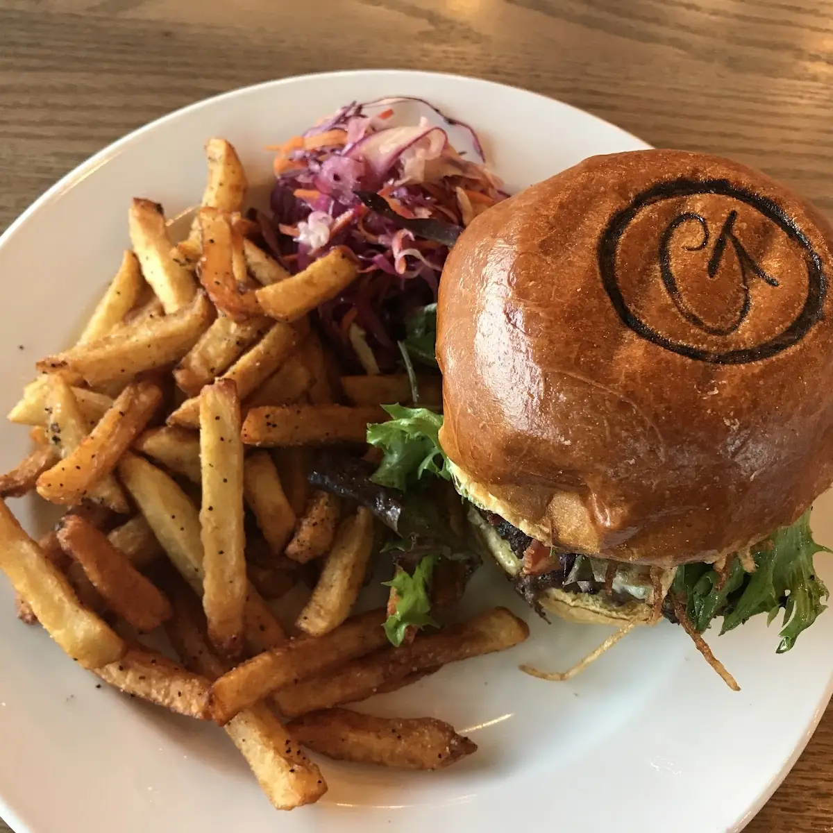 Burger, Le Greg Bistro & Bar
