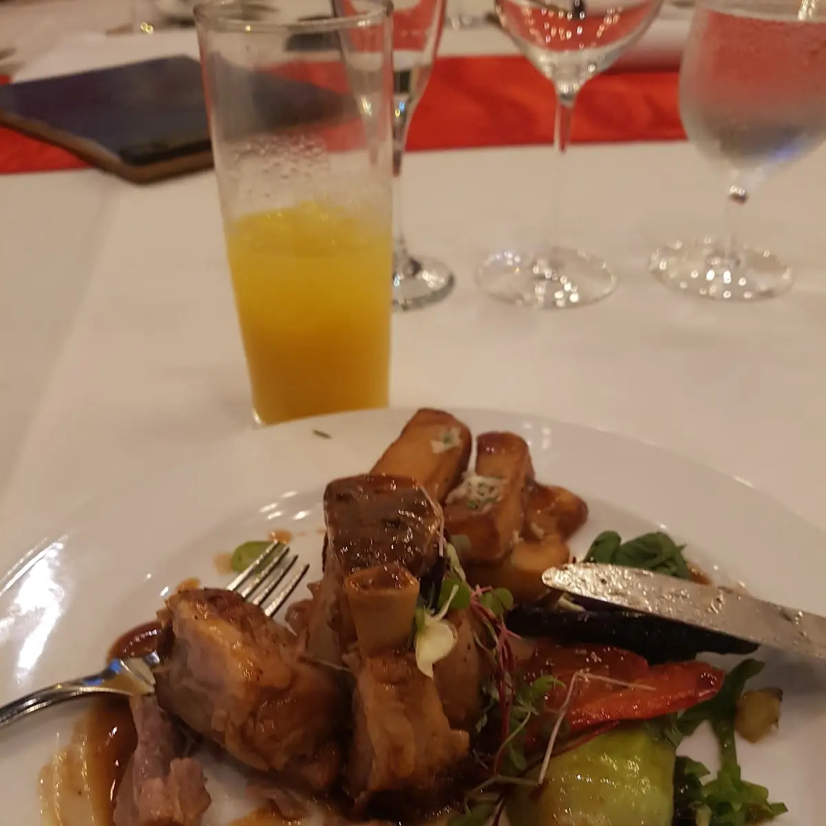 Ossi Bucco de Porc, Le Greg Bistro & Bar