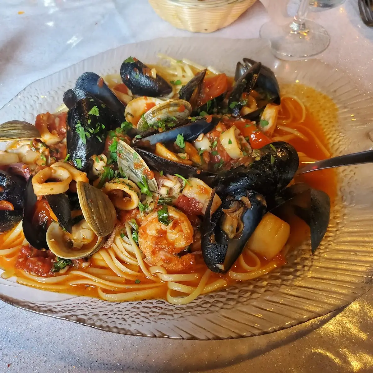 Cioppino Seafood Pasta