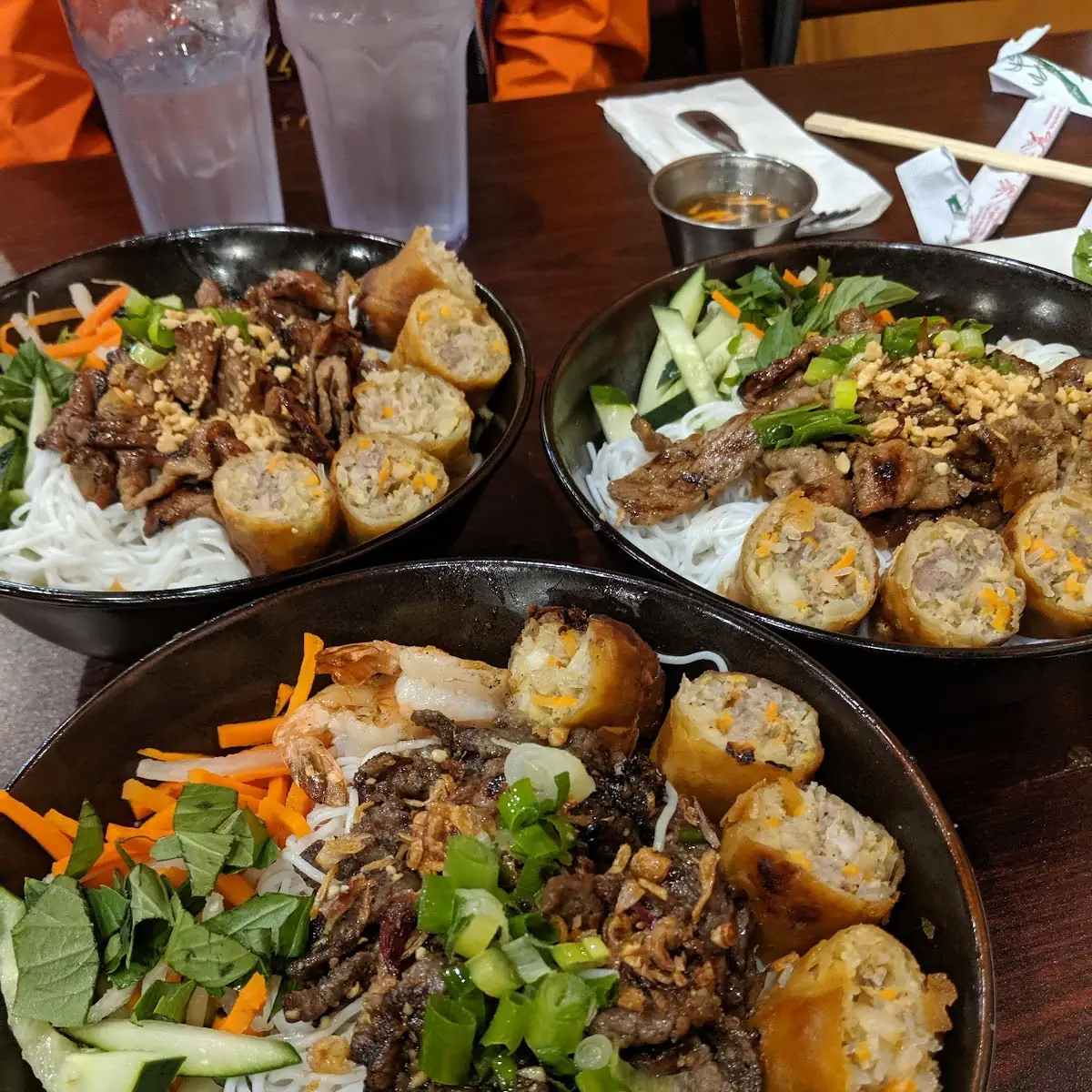 Bun with Beef Shrimp Spring Roll