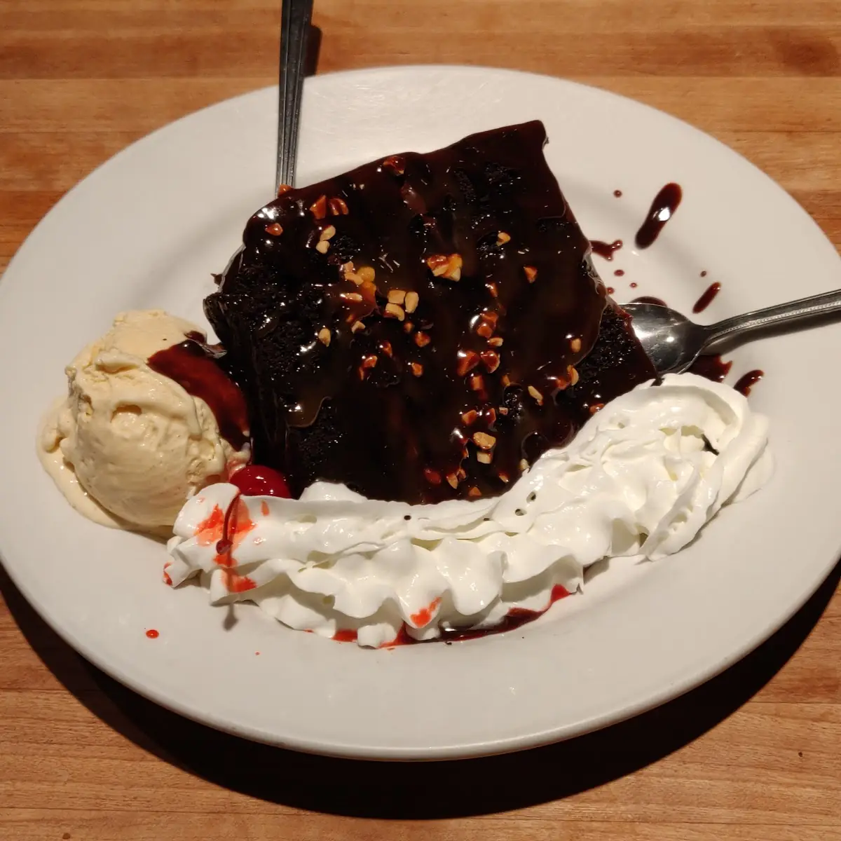 Hot Fudge Cake Sundae