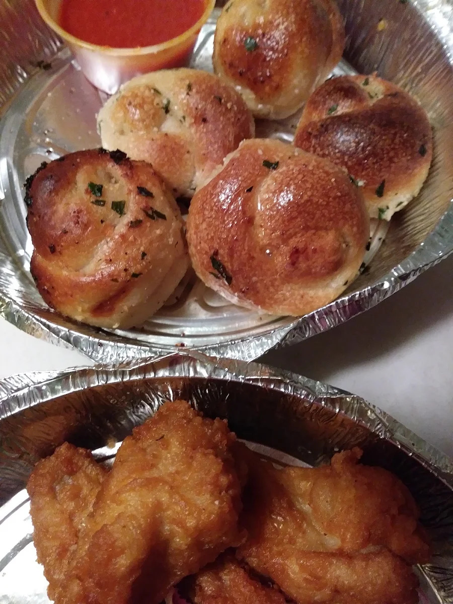 Garlic Knots & Chicken Wings