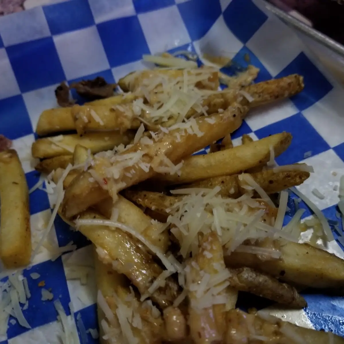 Famous Garlic Parmesan Fries
