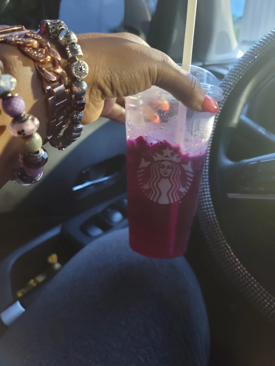 Mango Dragonfruit Refresher