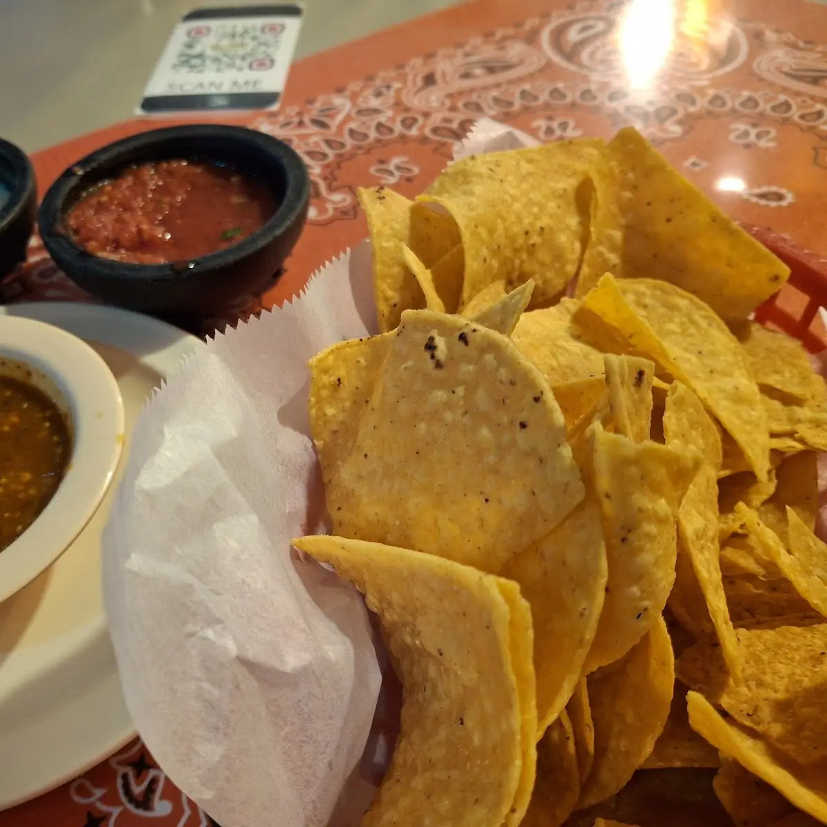 Chips with Salsa Sauce