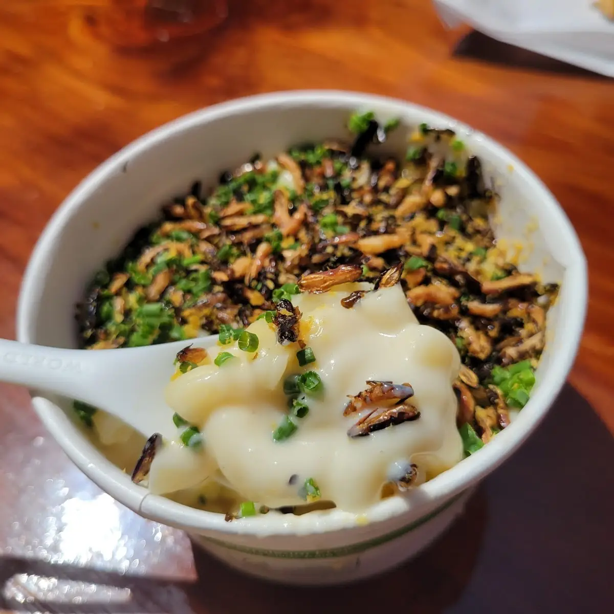 Mac & Cheese with Puffed Rice