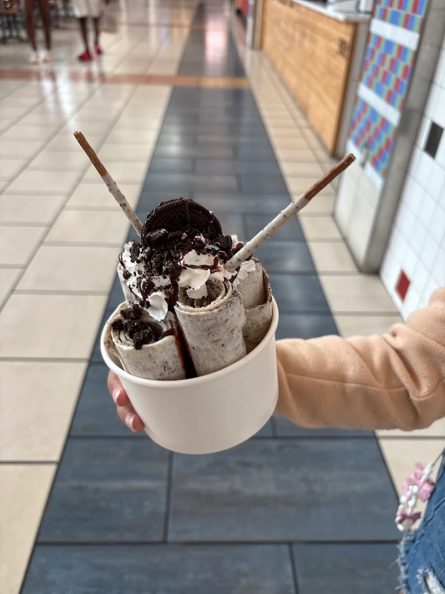 Rolled Ice Cream with Strawberries